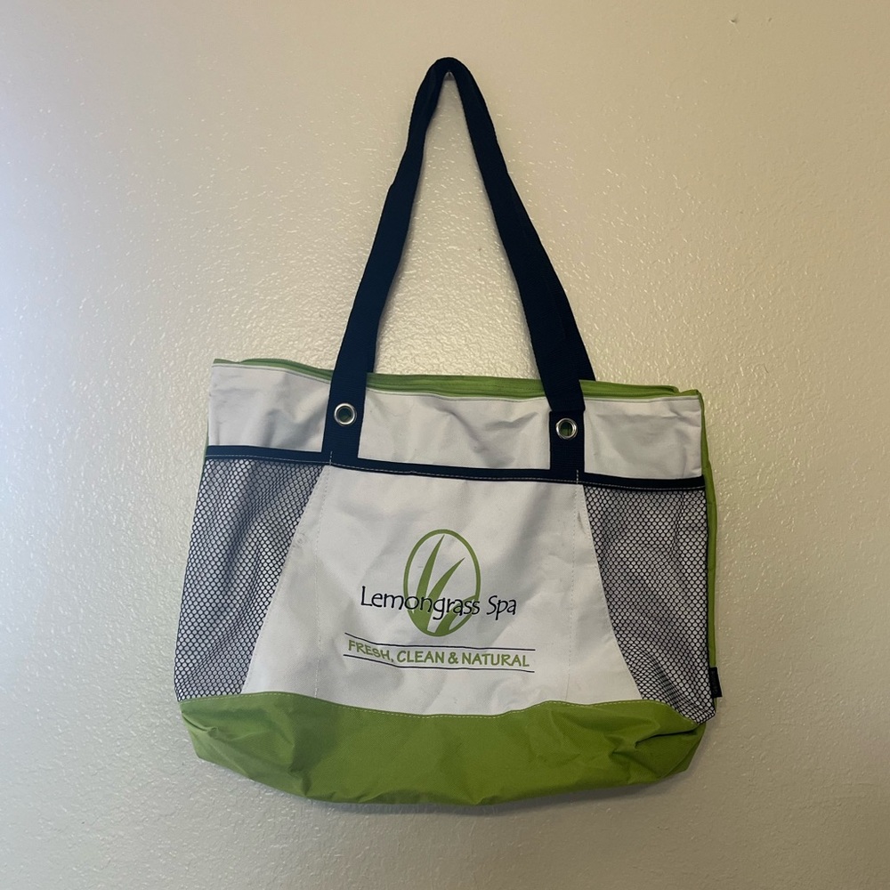Lemongrass spa tote bag